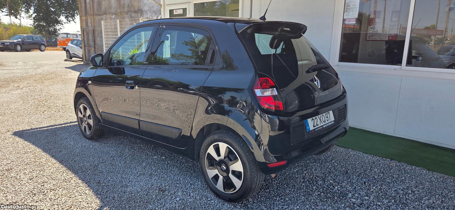 Renault Twingo SCE LIMITED — fotografia 18
