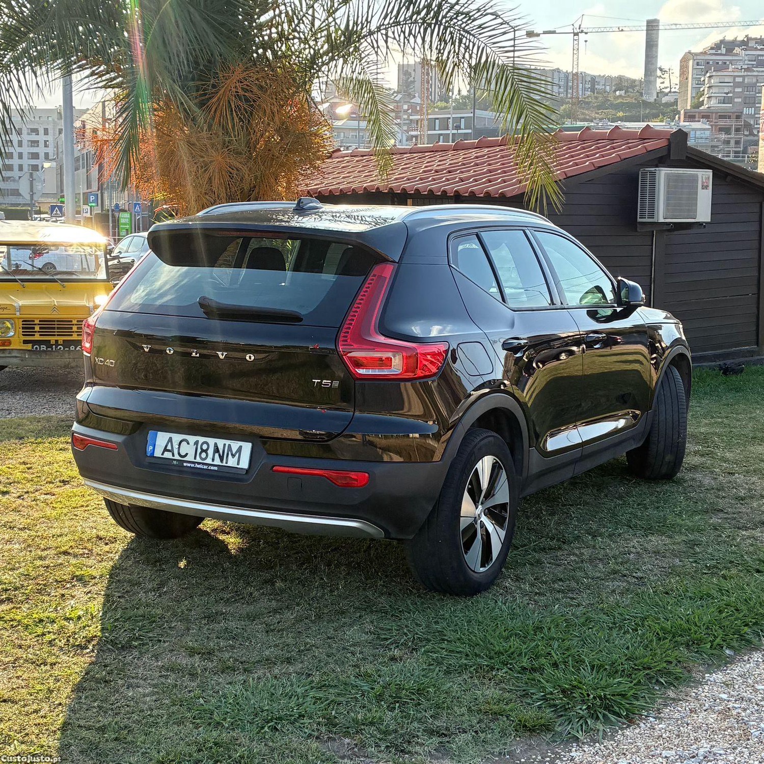 Volvo XC40 T5 Momentum Plus · Nacional - 20 foto 4