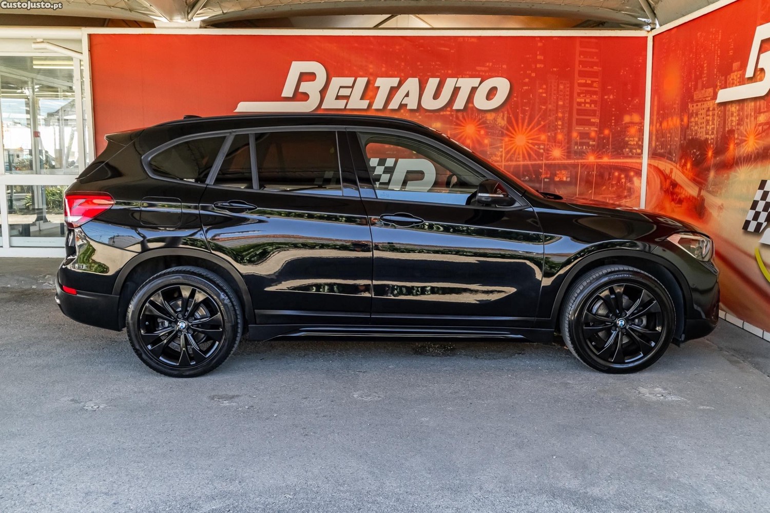 BMW X1 16d sDrive Line Sport Auto - 20 foto 4