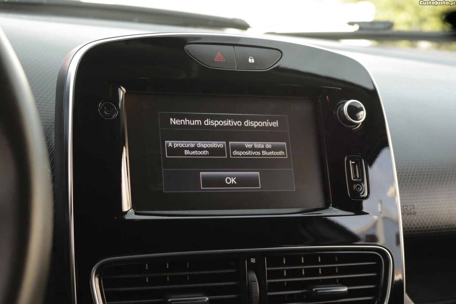 Renault Clio Sport Tourer 1.5 DCI Limited 90cv — fotografia 15
