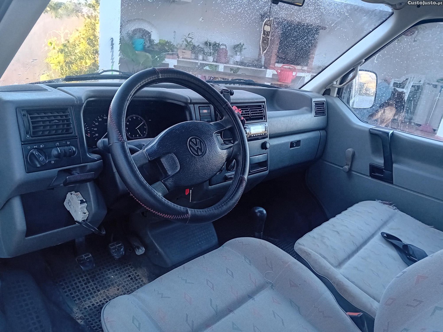 Volkswagen Transporter T4 1900 Td — fotografia 4