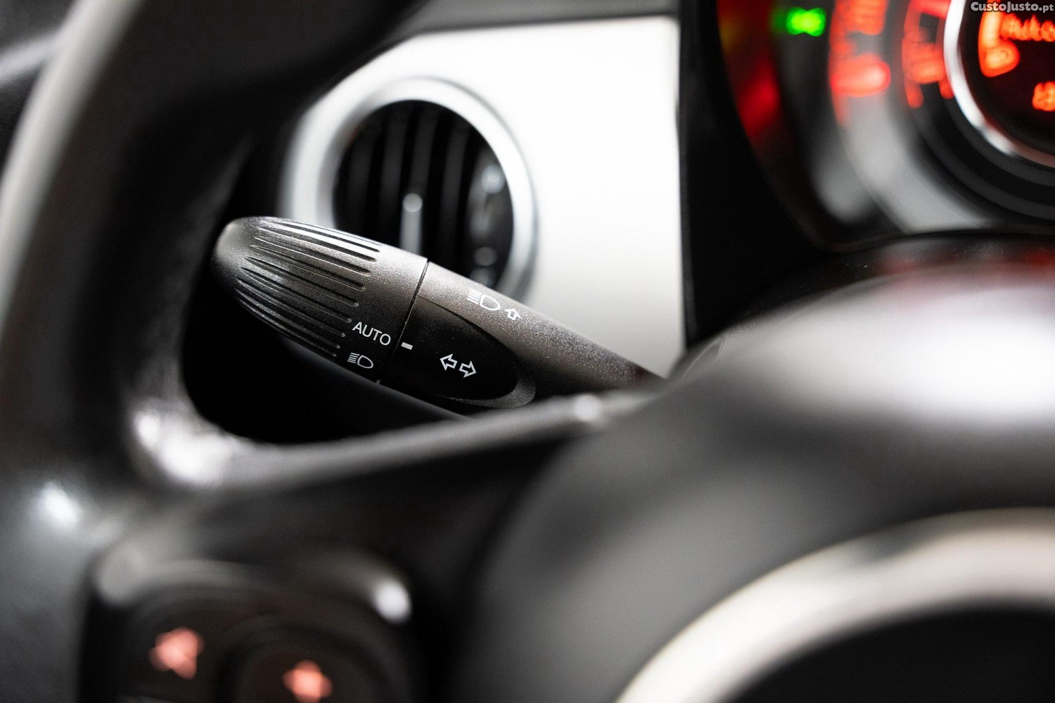 Fiat 500 1.0 Hybrid Connect — fotografia 11