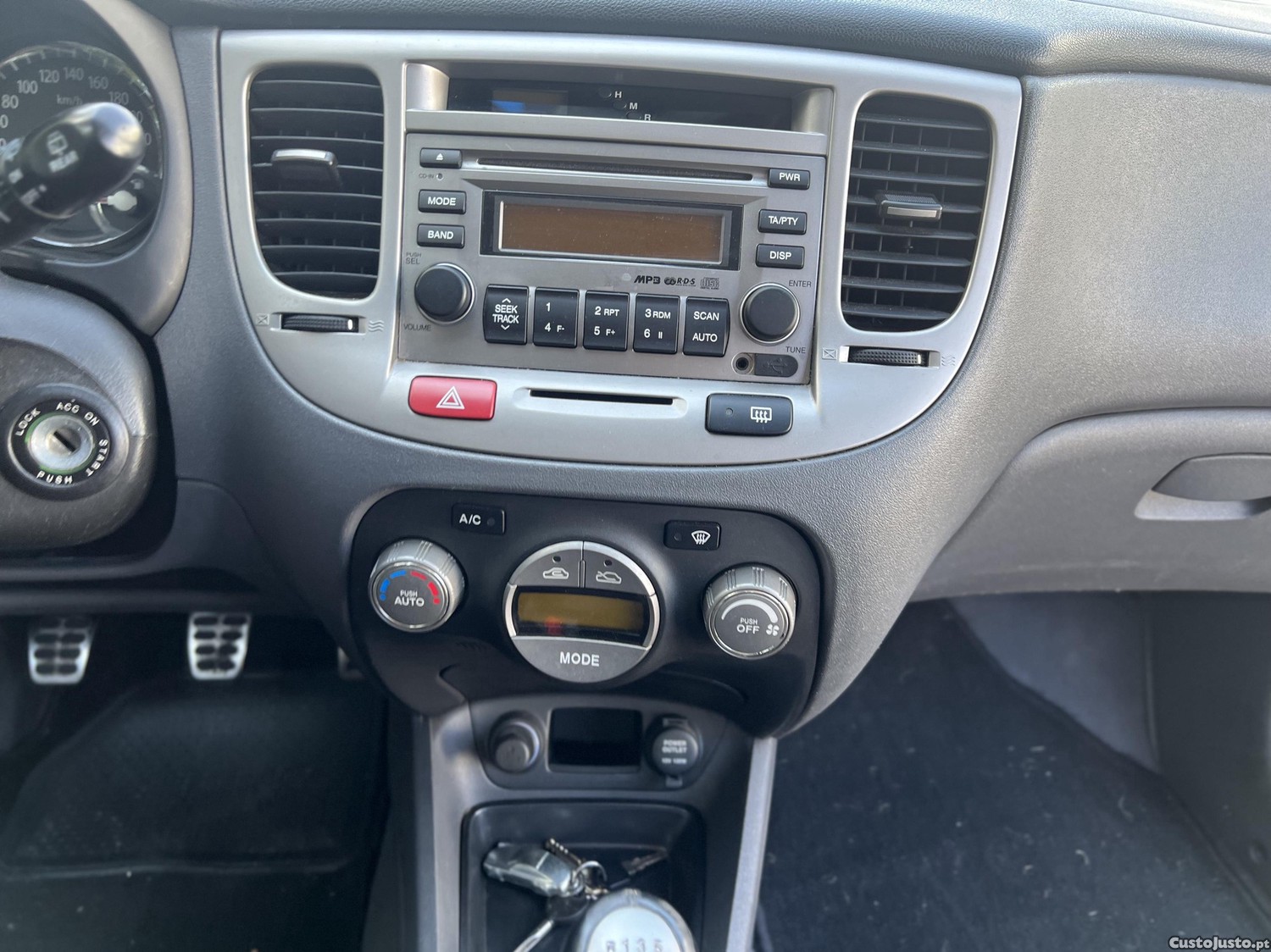Kia Rio 1.5 crdiSport — fotografia 2