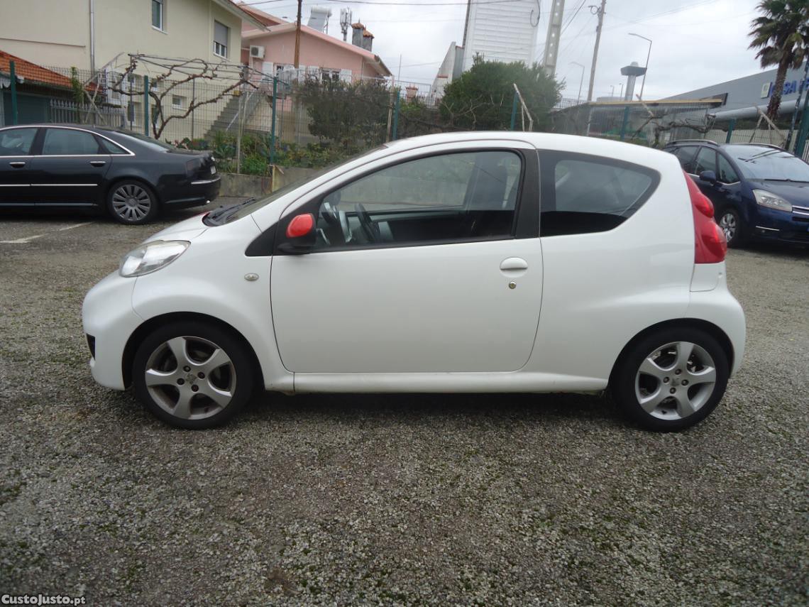 Peugeot 107 1.0 RC Line - 10 foto 3