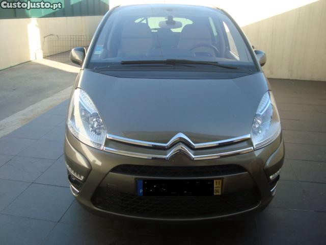 Citroën C4 Picasso 1.6 110 CV — fotografia 11