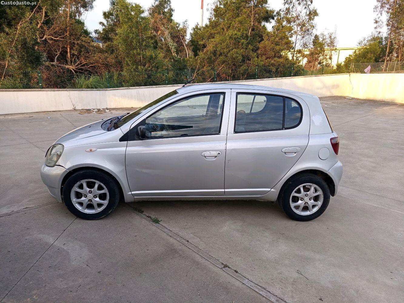 Toyota Yaris — fotografia 6