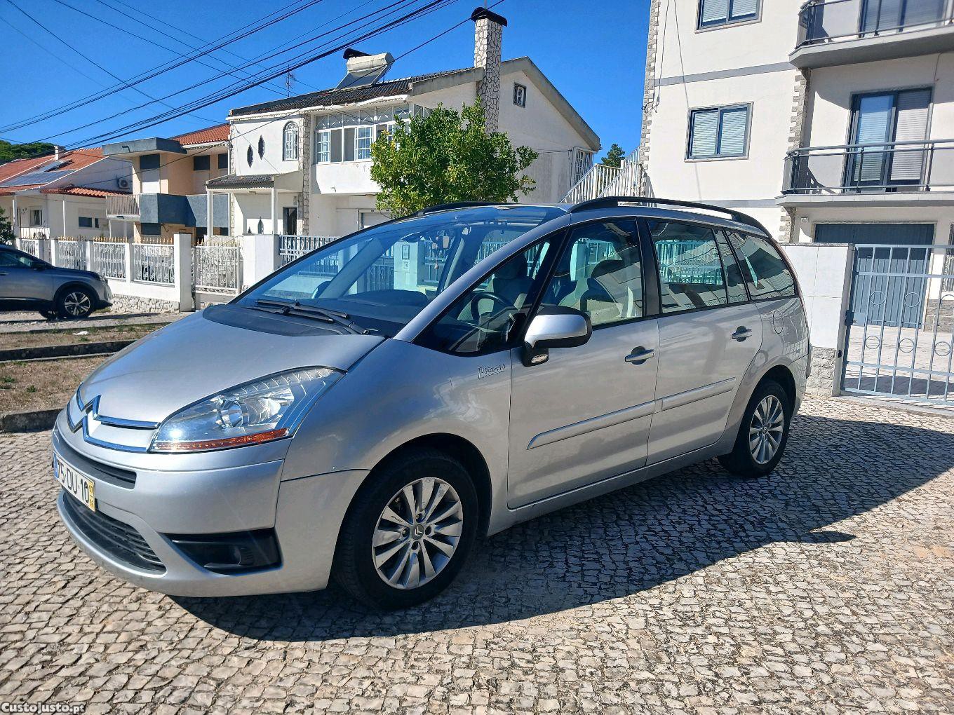 Citroën C4 Grand Picasso executivo - 07 foto 2