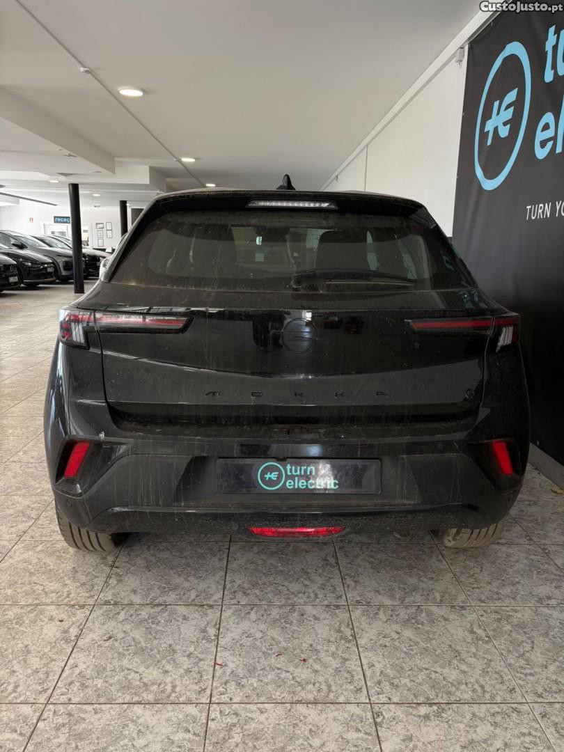 Opel Mokka 54 kWh Edition — fotografia 10