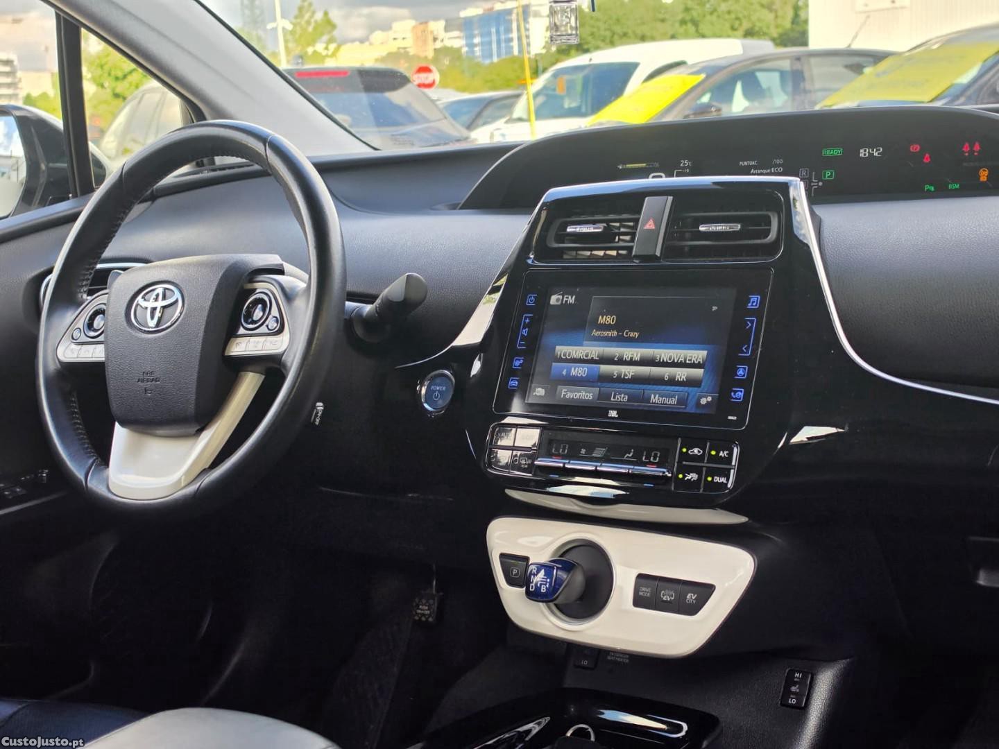 Toyota Prius 1.8 Plug-In Luxury Pele — fotografia 5