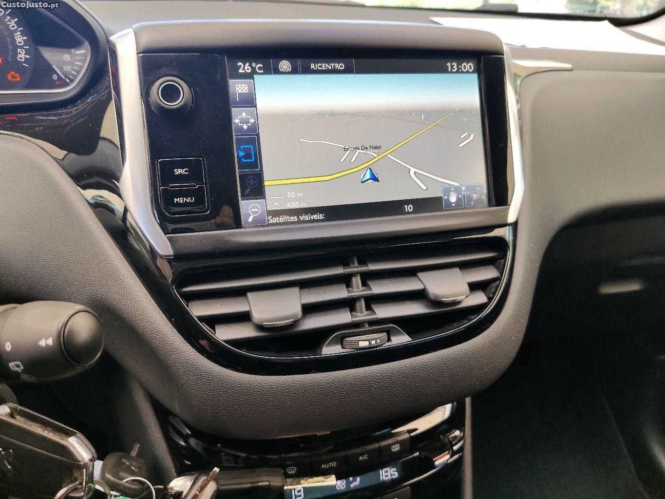 Peugeot 208 1.2 Allure — fotografia 3