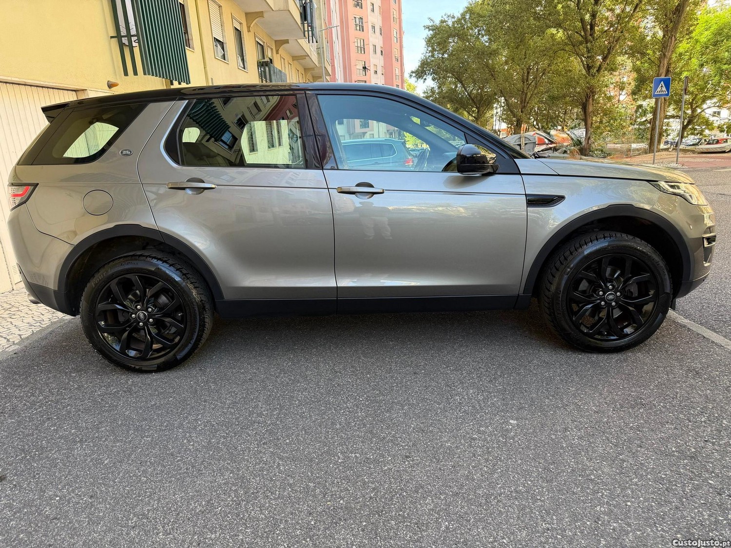Land Rover Discovery Sport 2.0 D AWD HSE - 18 — photo 4
