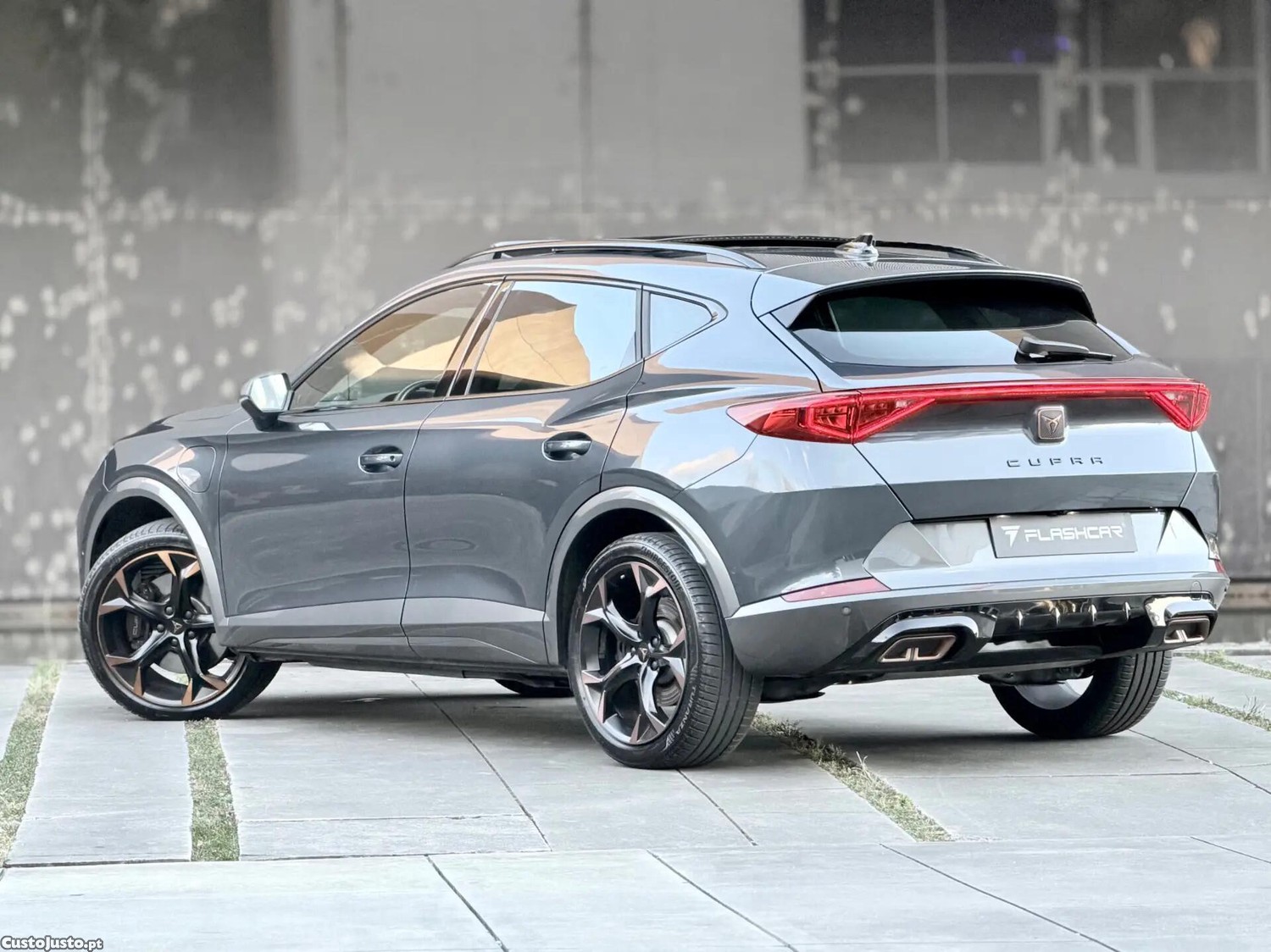 CUPRA Formentor 1.4 e-Hybrid DSG VZ — fotografia 12