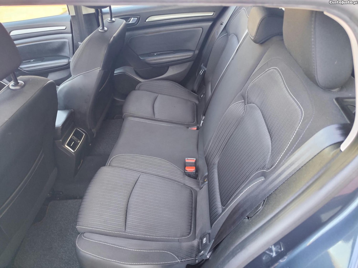 Renault Mégane ST 1.5 dCi Limited — fotografia 7