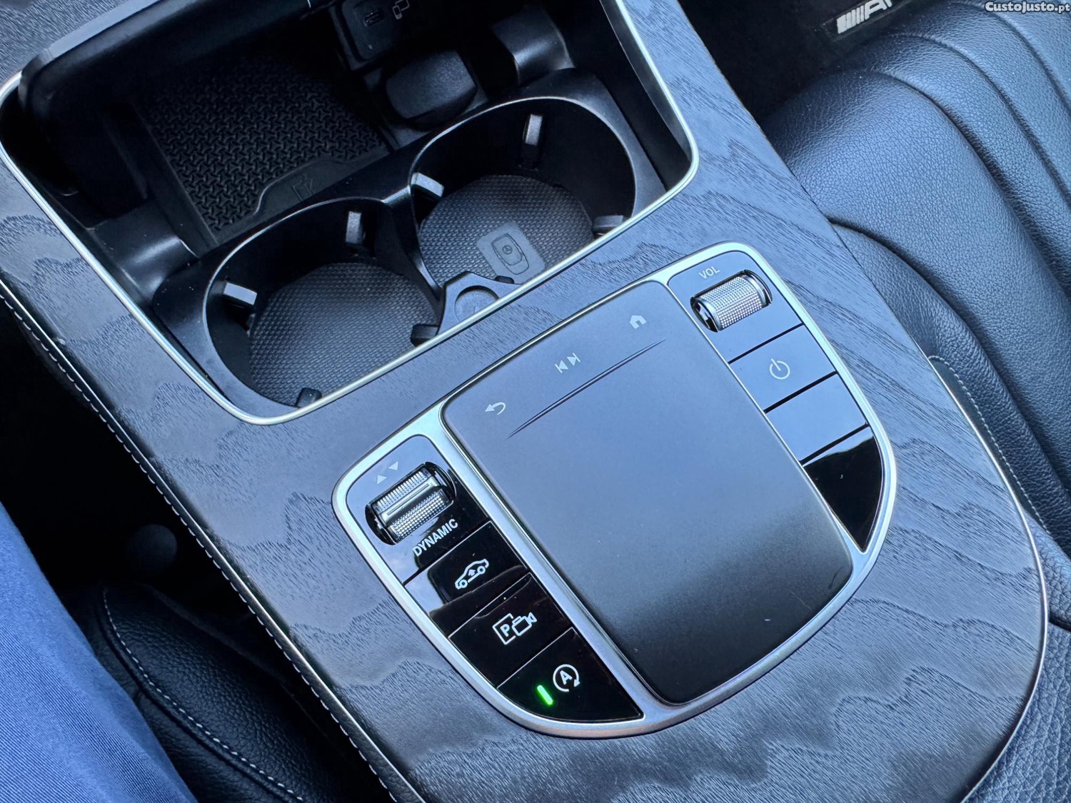 Mercedes-Benz CLS 400 400 D 4Matic — fotografia 3