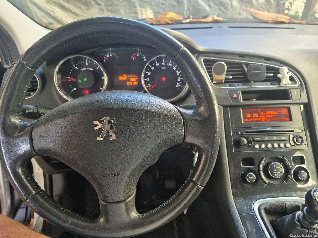 Peugeot 5008 1.6 Hdi 110 cv - 10 foto 5