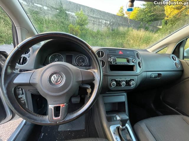 Volkswagen Golf Plus 1.6TDI Confort — fotografia 8