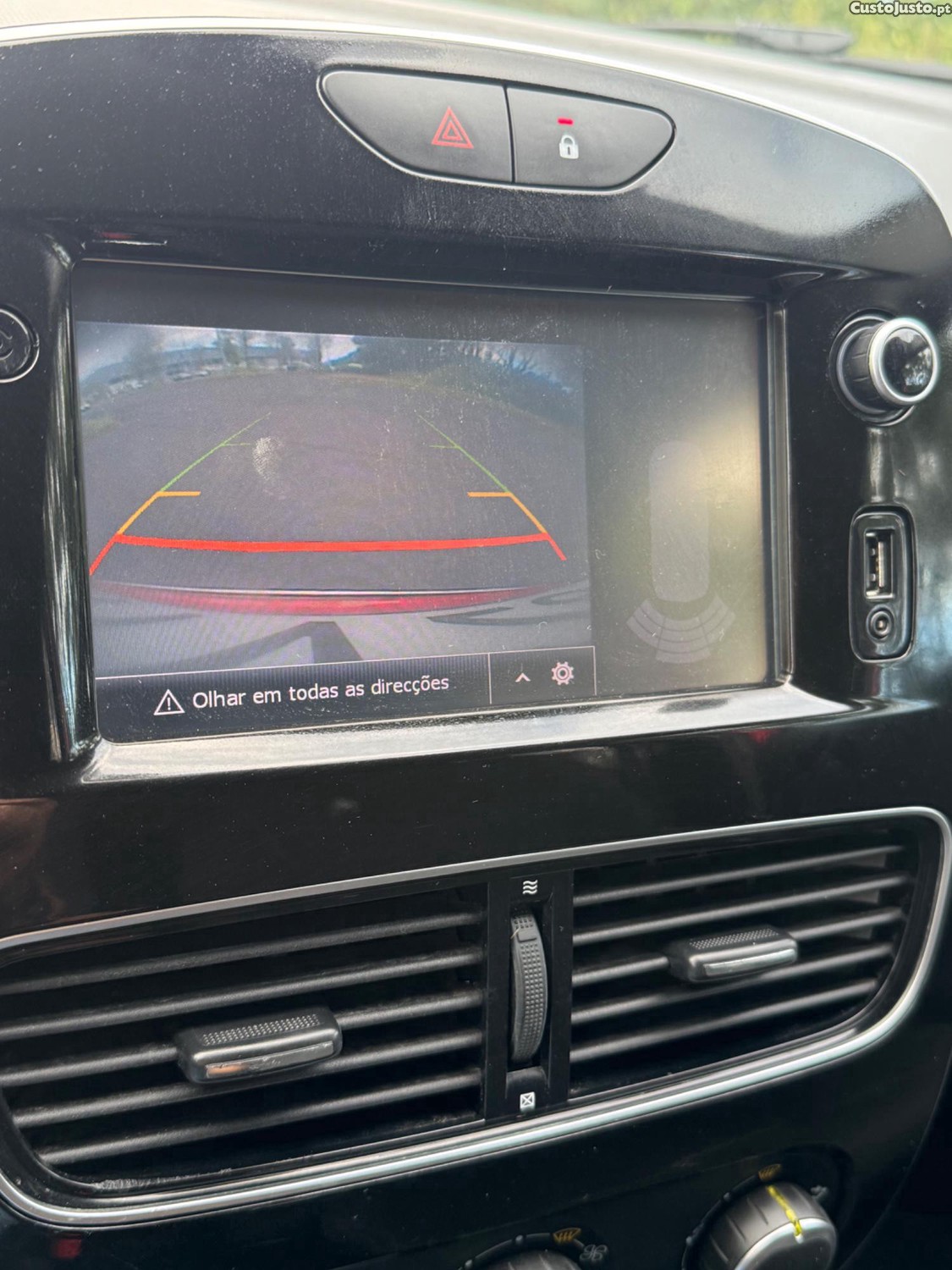 Renault Clio Full Extras Gasolina C/Nova — fotografia 4