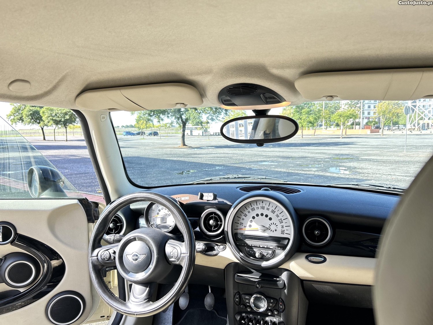 MINI Cooper 1.6 D — fotografia 6