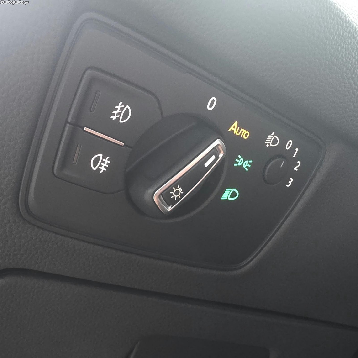 Volkswagen Passat 2.0 TDi Confortline — fotografia 8
