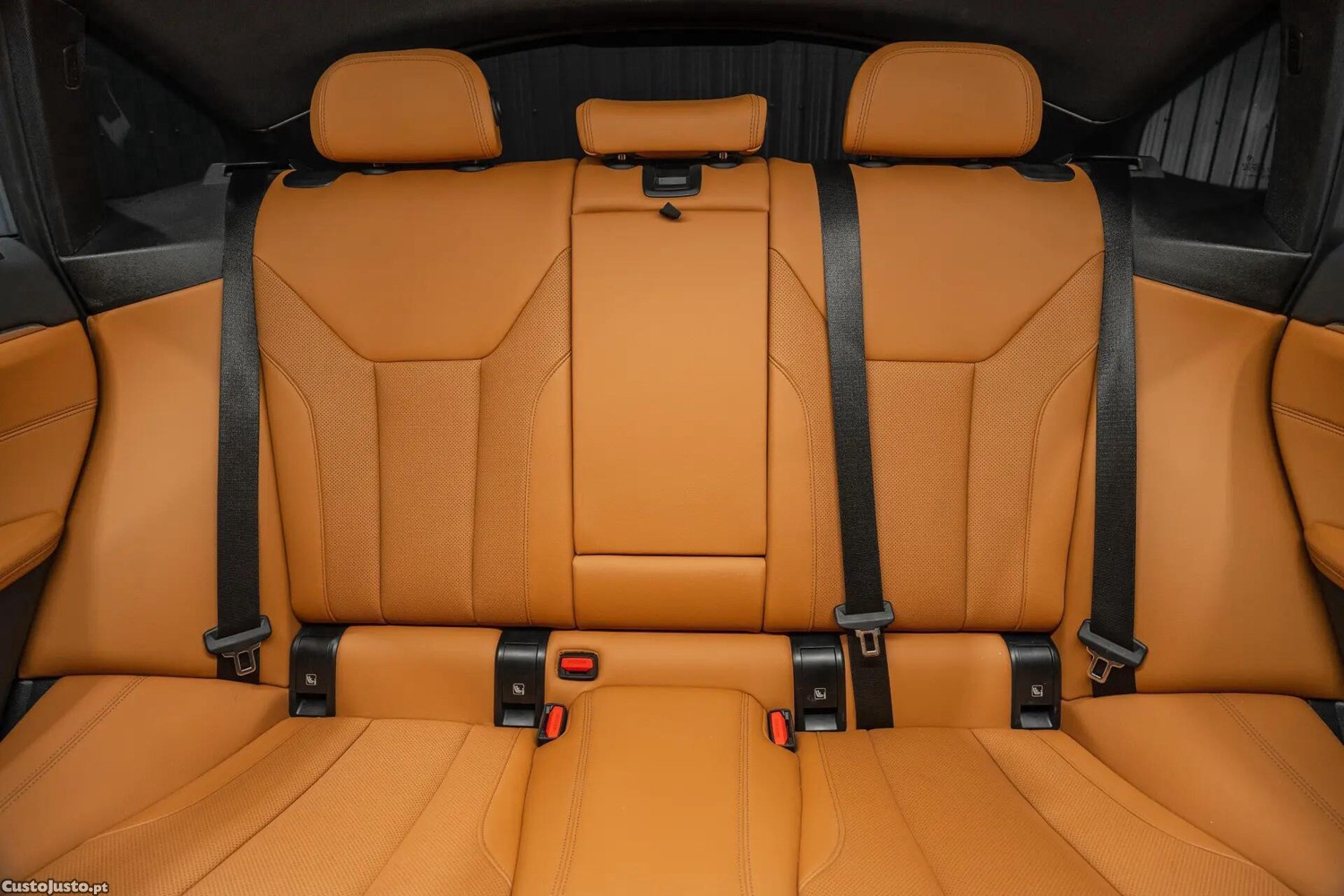 BMW i4 eDrive40 Pack Desportivo M Pro — fotografia 3
