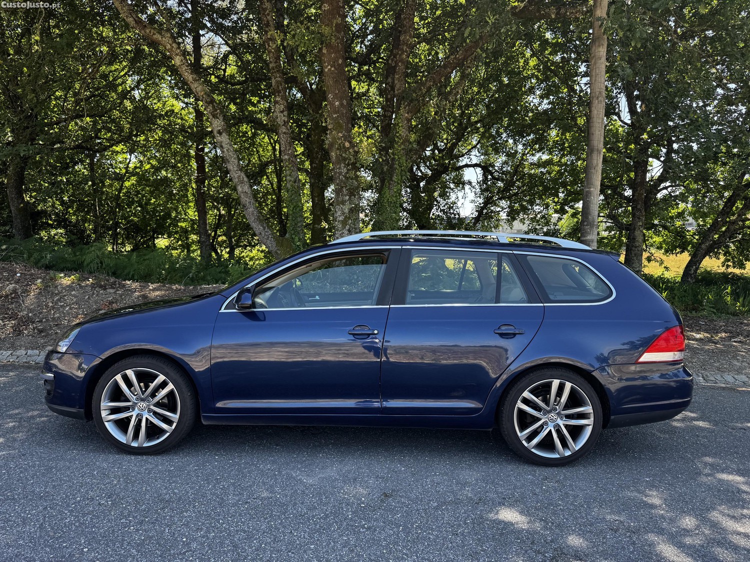 Volkswagen Golf 1.9 Variant bluemotion — fotografia 2