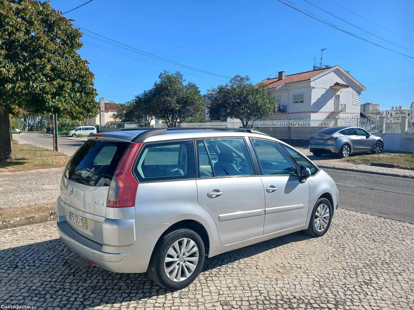 Citroën C4 Grand Picasso executivo - 07 foto 4