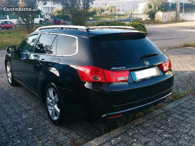 Honda Accord 2.2 diesel tourer — photo 2