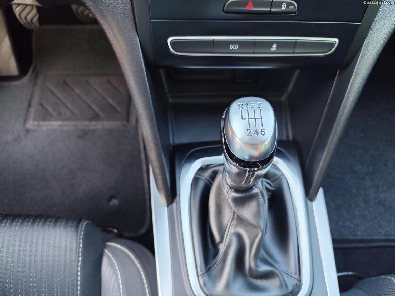 Renault Mégane ST 1.5 dCi Limited — fotografia 6