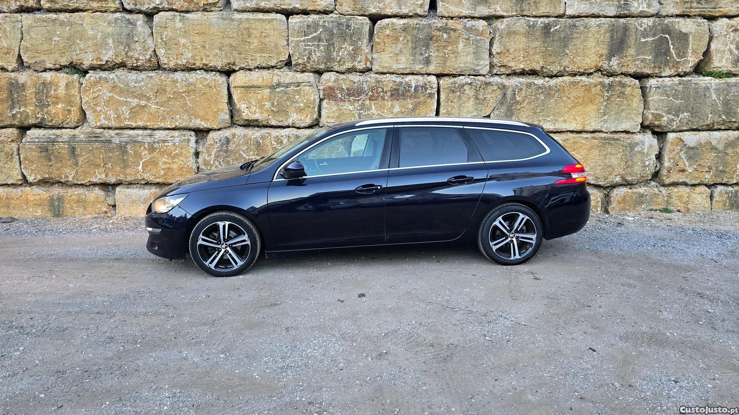 Peugeot 308 SW 1.6 BlueHDi Allure J17 - 15 — photo 3