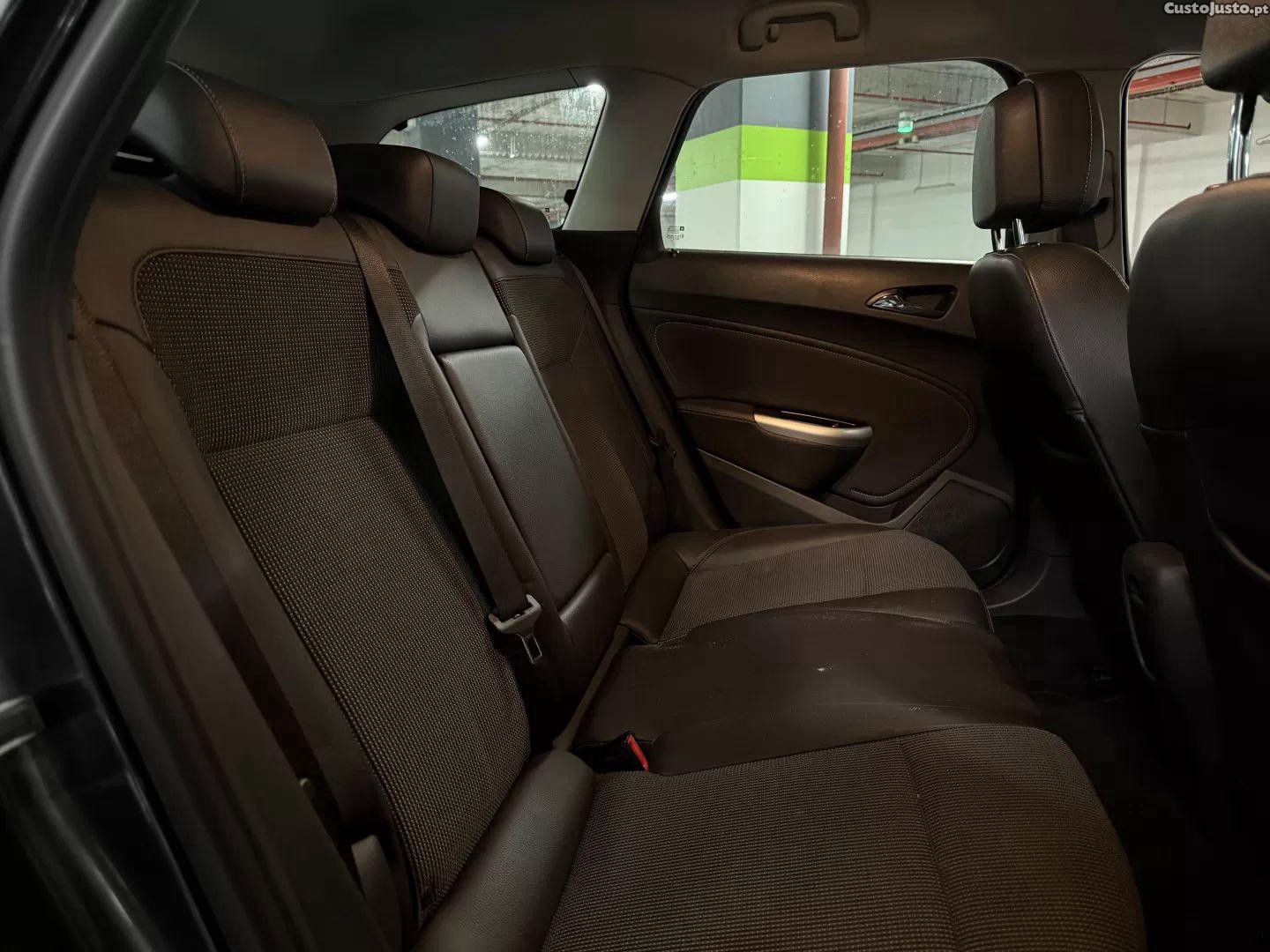 Opel Astra 1.3 cdti — fotografia 5