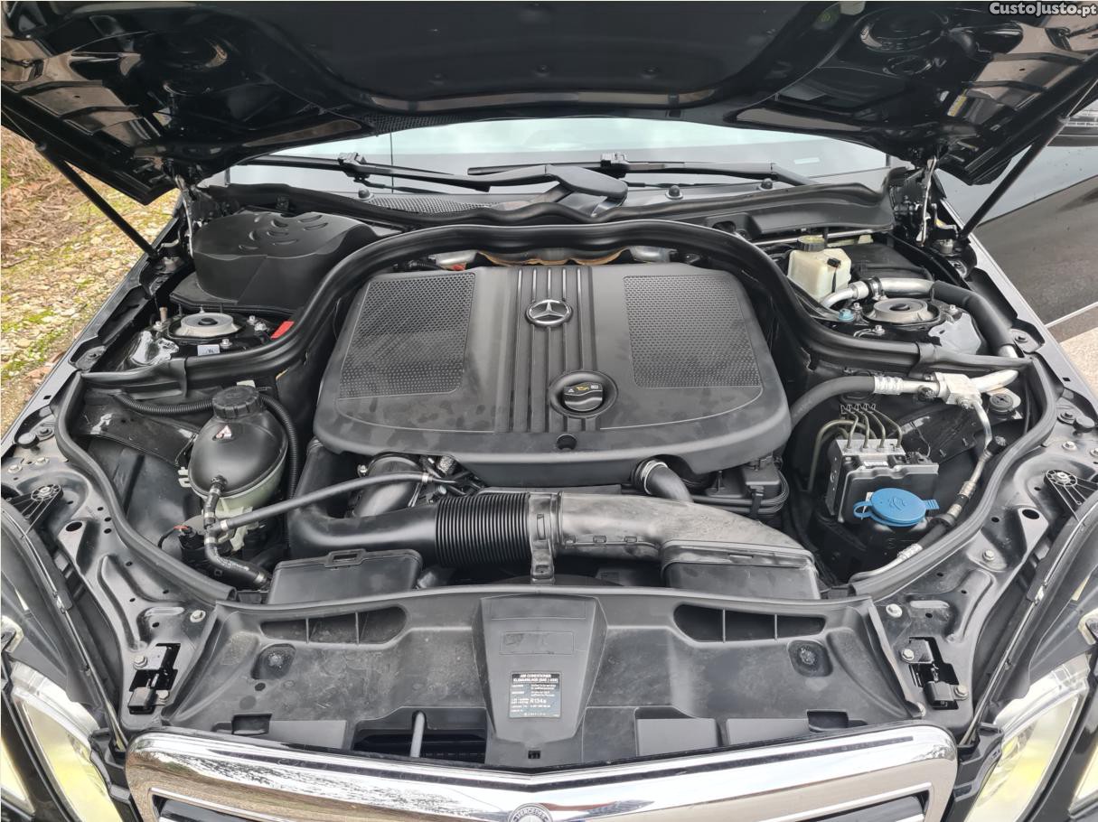 Mercedes-Benz E 250 AMG — fotografia 3