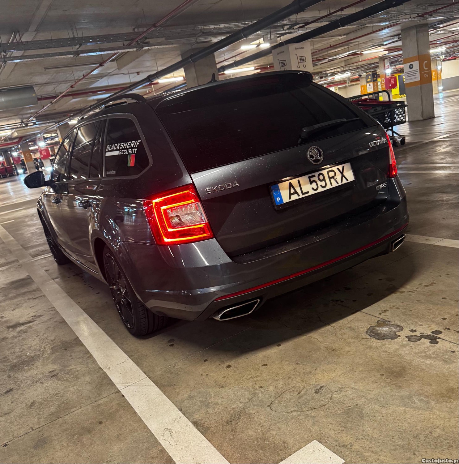 Skoda Octavia 2.0 TDI RS — fotografia 8
