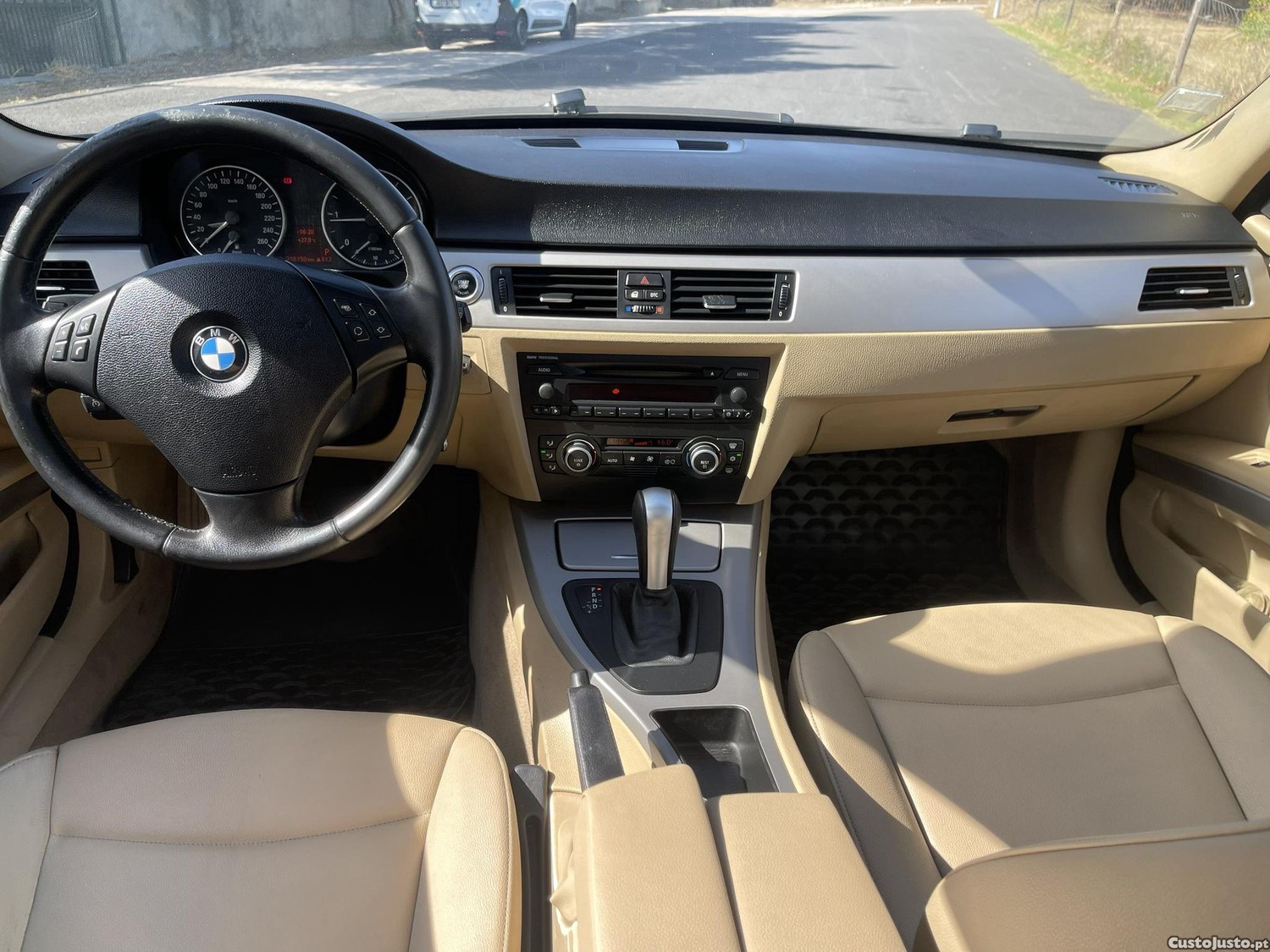 BMW 320 D — fotografia 7