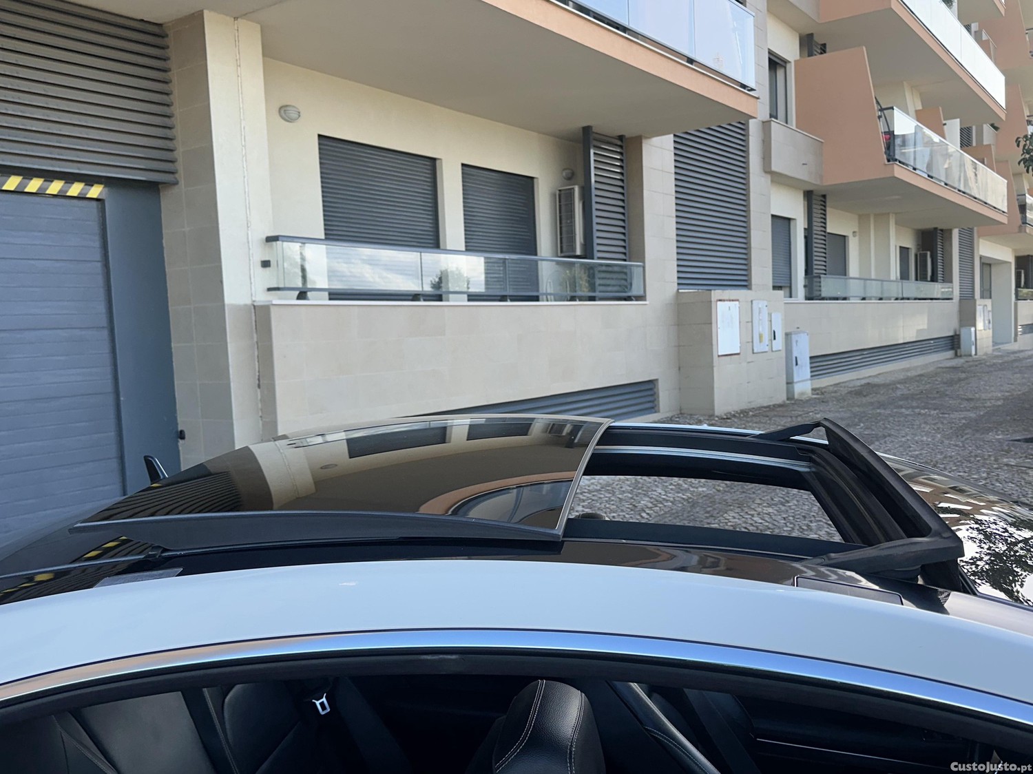 Mercedes-Benz E 250 AMG — fotografia 3