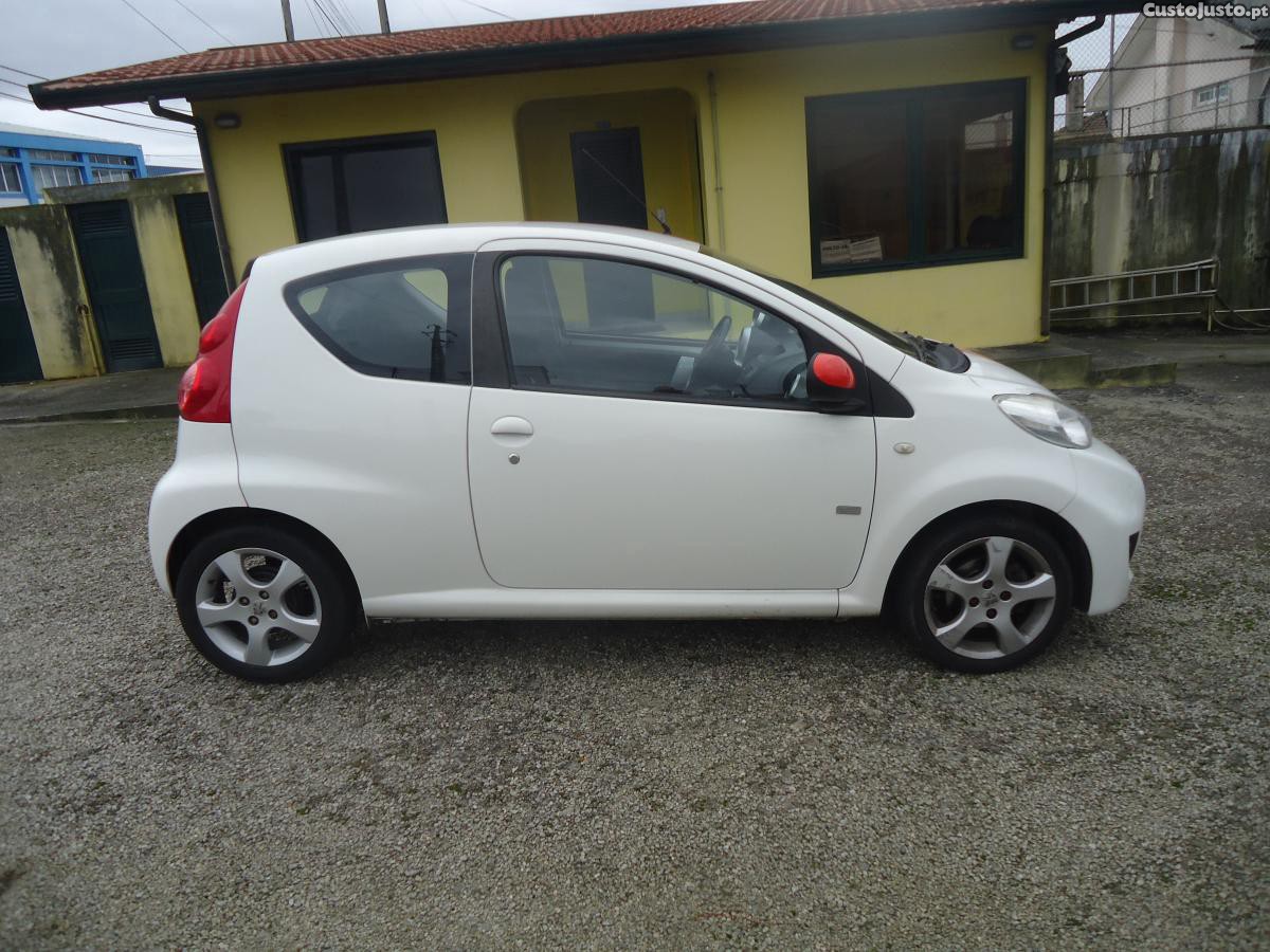 Peugeot 107 1.0 RC Line - 10 foto 4