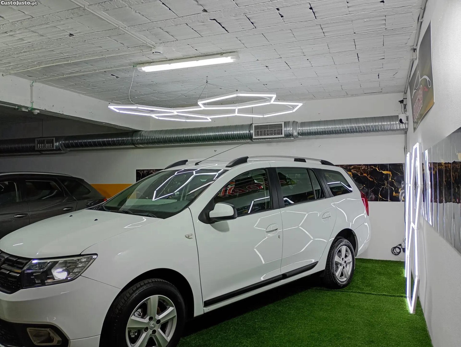 Dacia Logan 0.9 TCe Comfort Bi-Fuel — fotografia 21