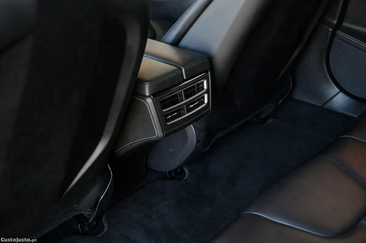 Tesla Model S 85 Standard RWD — fotografia 6