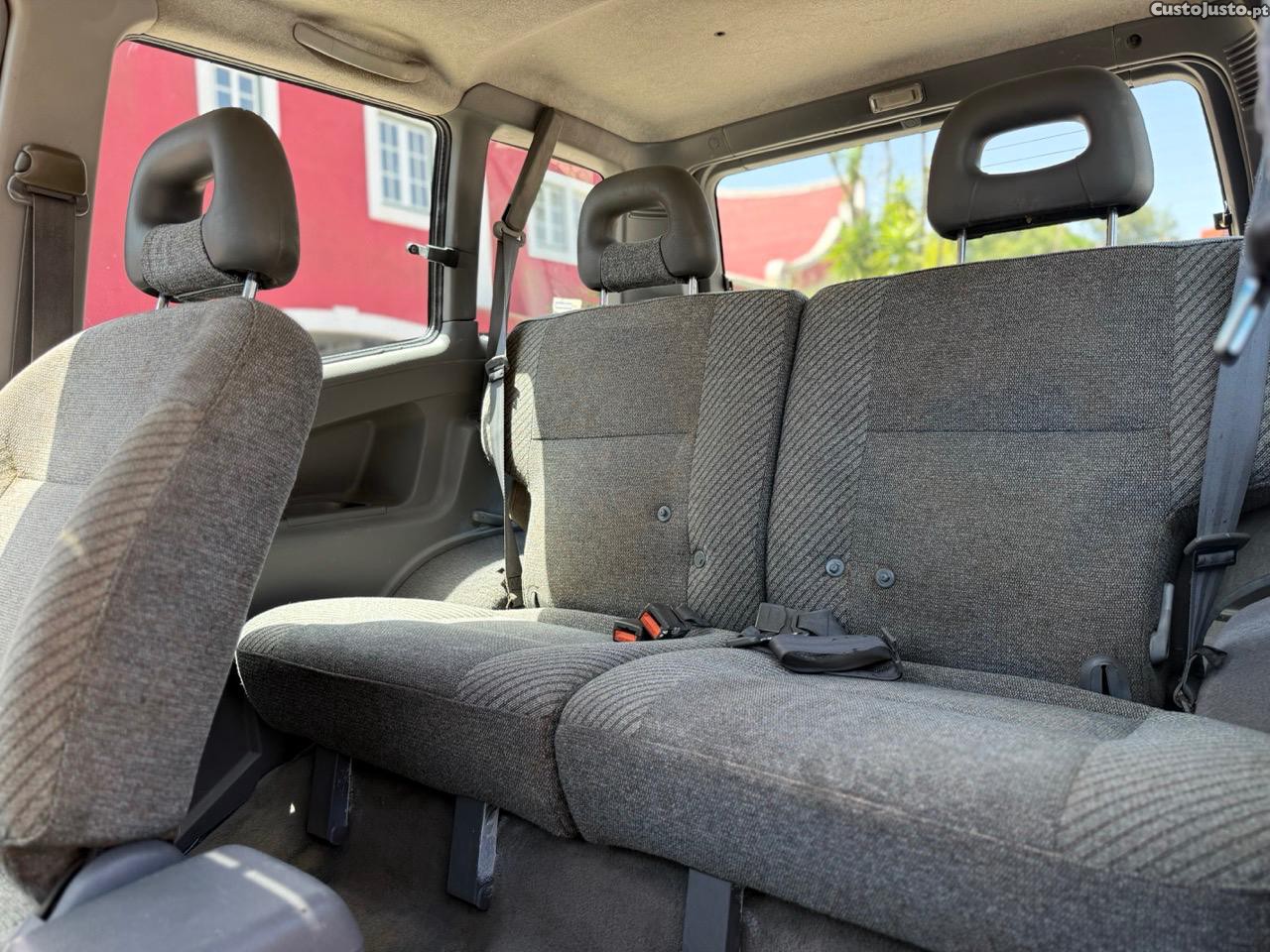 Nissan Terrano II — fotografia 9