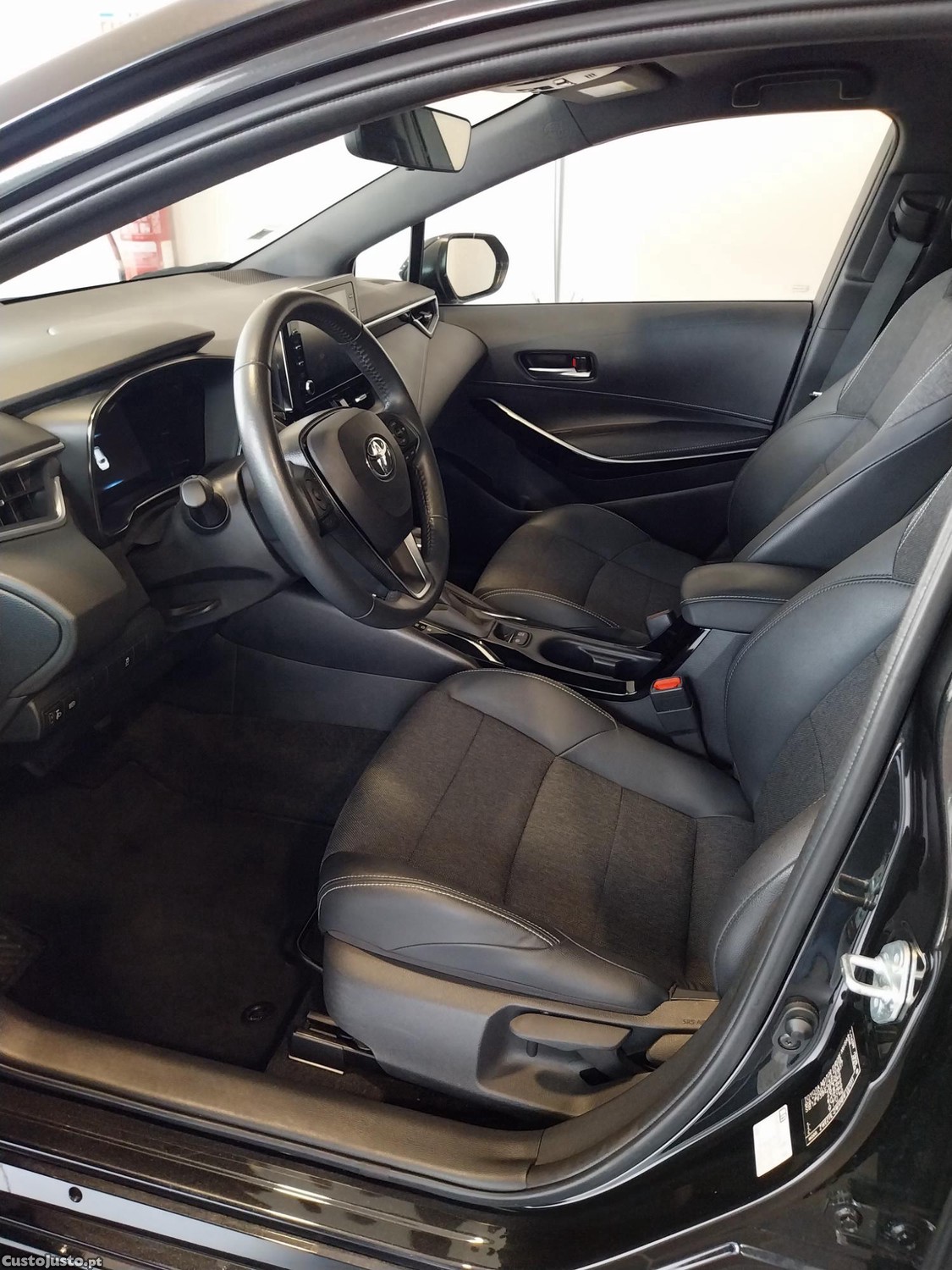 Toyota Corolla Touring Sports 1.8 Hybrid Comfort + PSport | Nacional | Iva discriminado - 21 foto 5