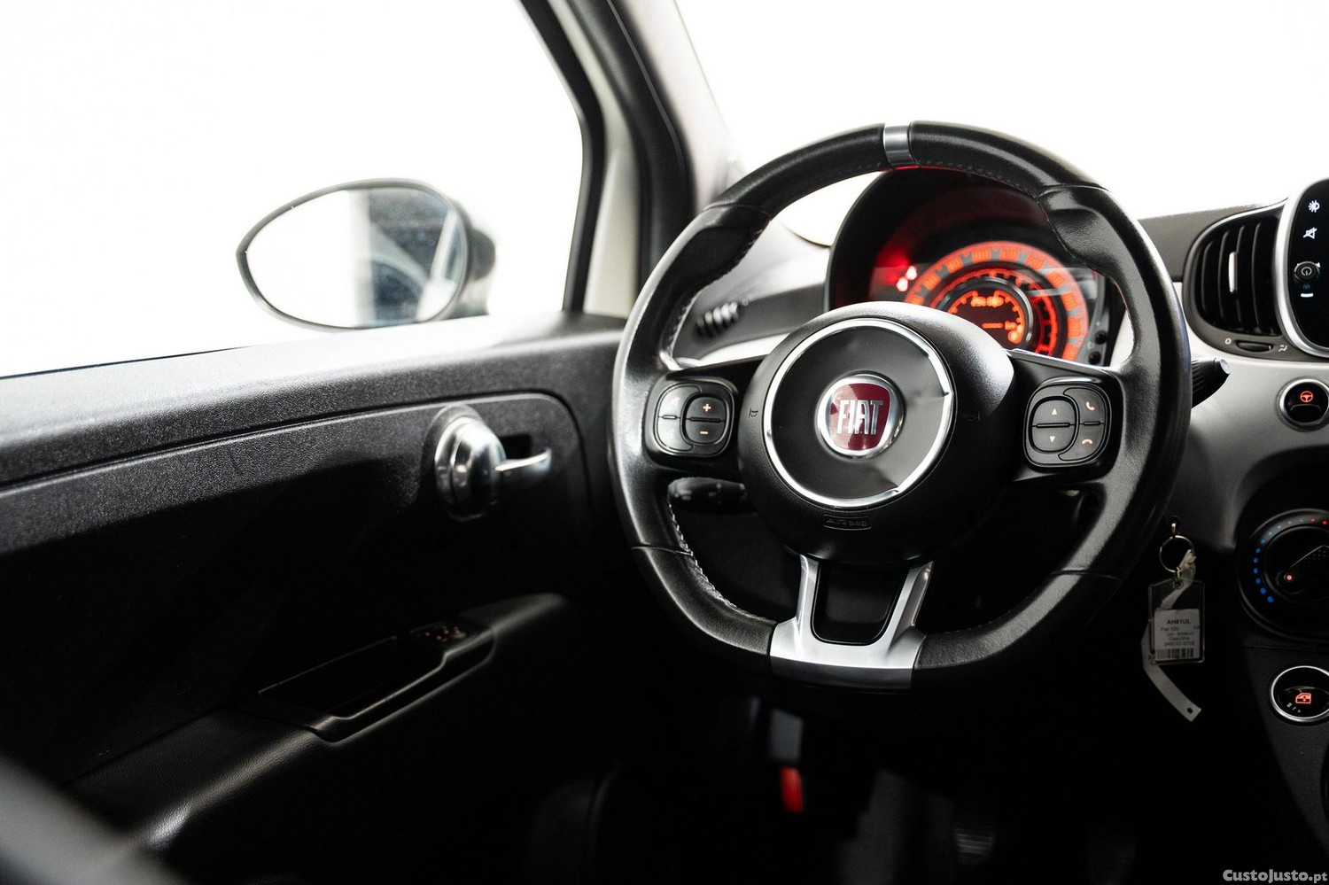 Fiat 500 1.0 Hybrid Connect — fotografia 13