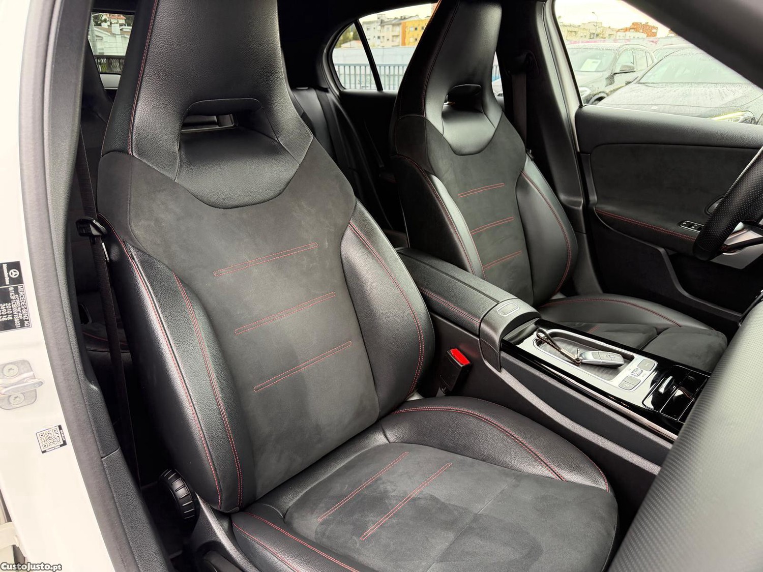 Mercedes-Benz A 200 d AMG Line Aut. — fotografia 12