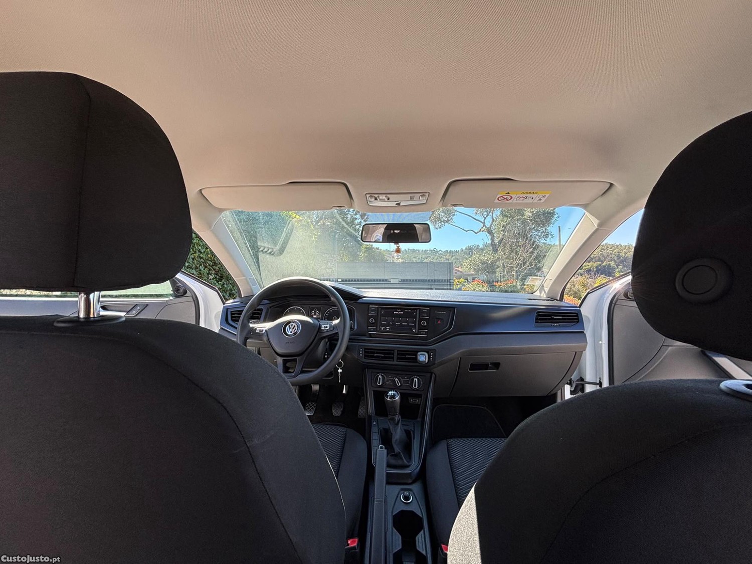 Volkswagen Polo CONFORTLINE — fotografia 4