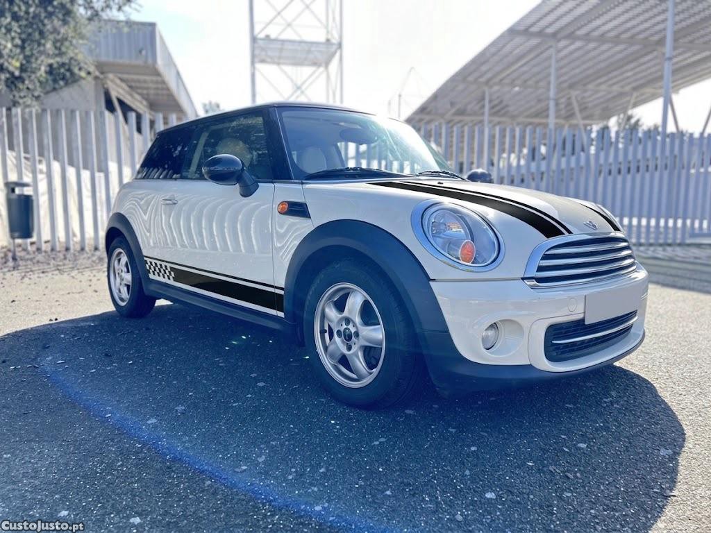 MINI Cooper 1.6 D — fotografia 3