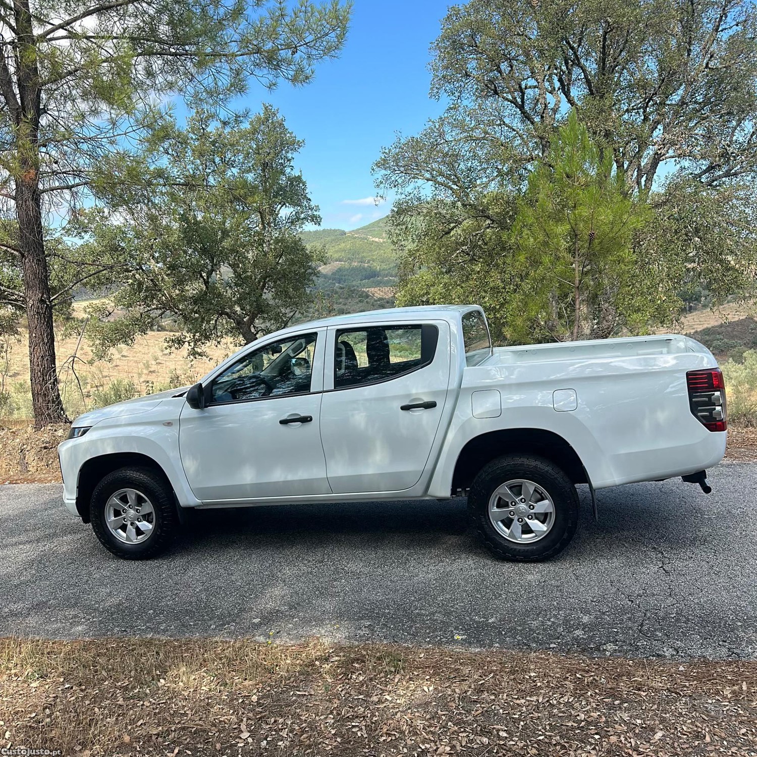 Mitsubishi L200 2.3 DI-D 4X4 SAPCE CAB INVITE NACIONAL — fotografia 7