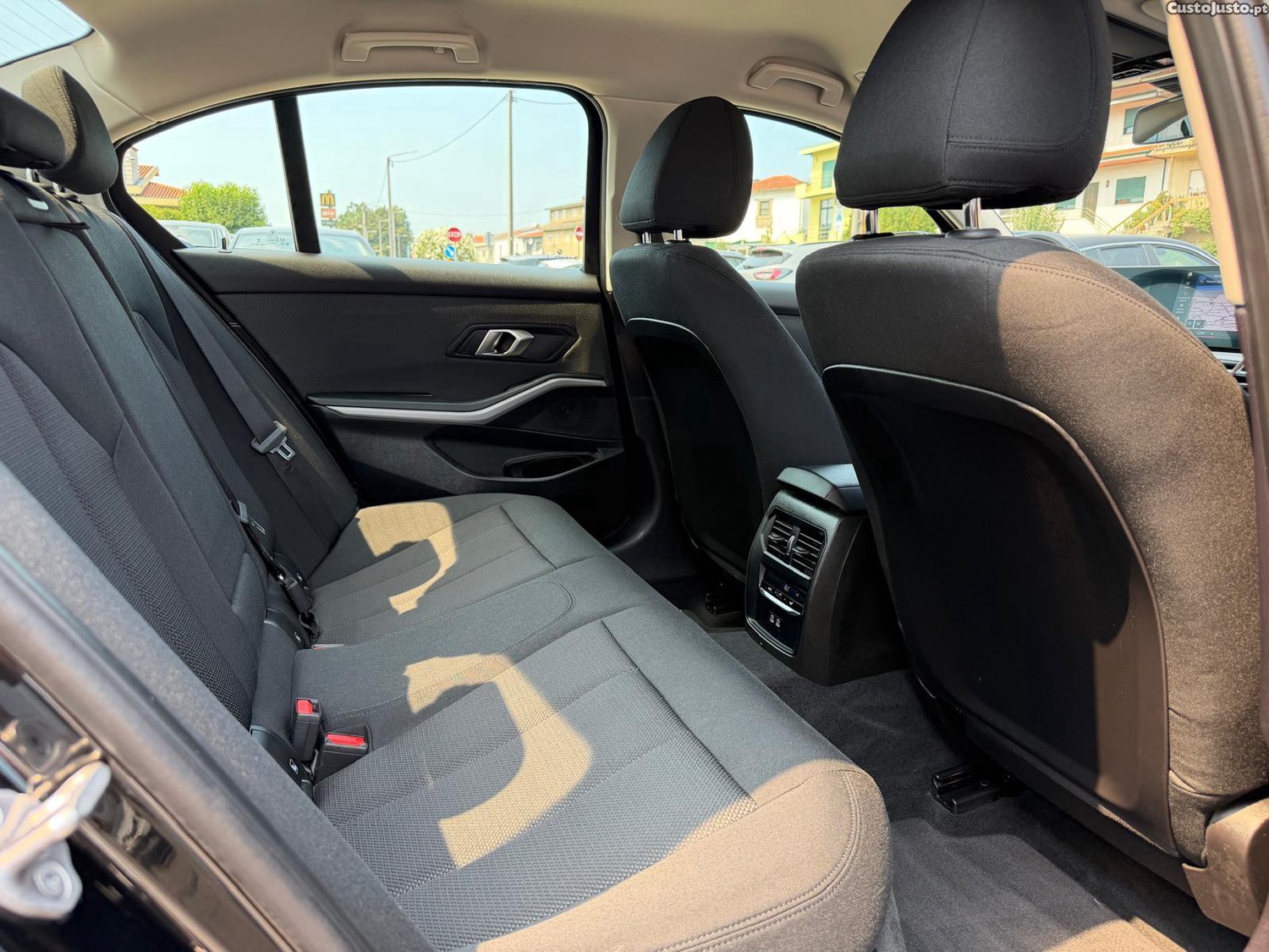 BMW 320 e Auto — fotografia 11