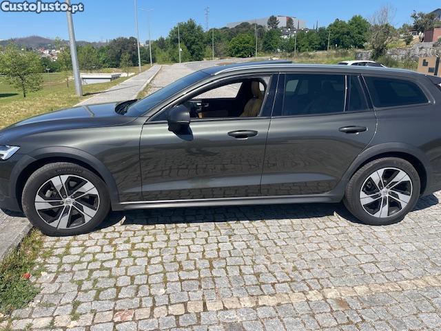 Volvo V60 Cross Country - 19 — photo 5