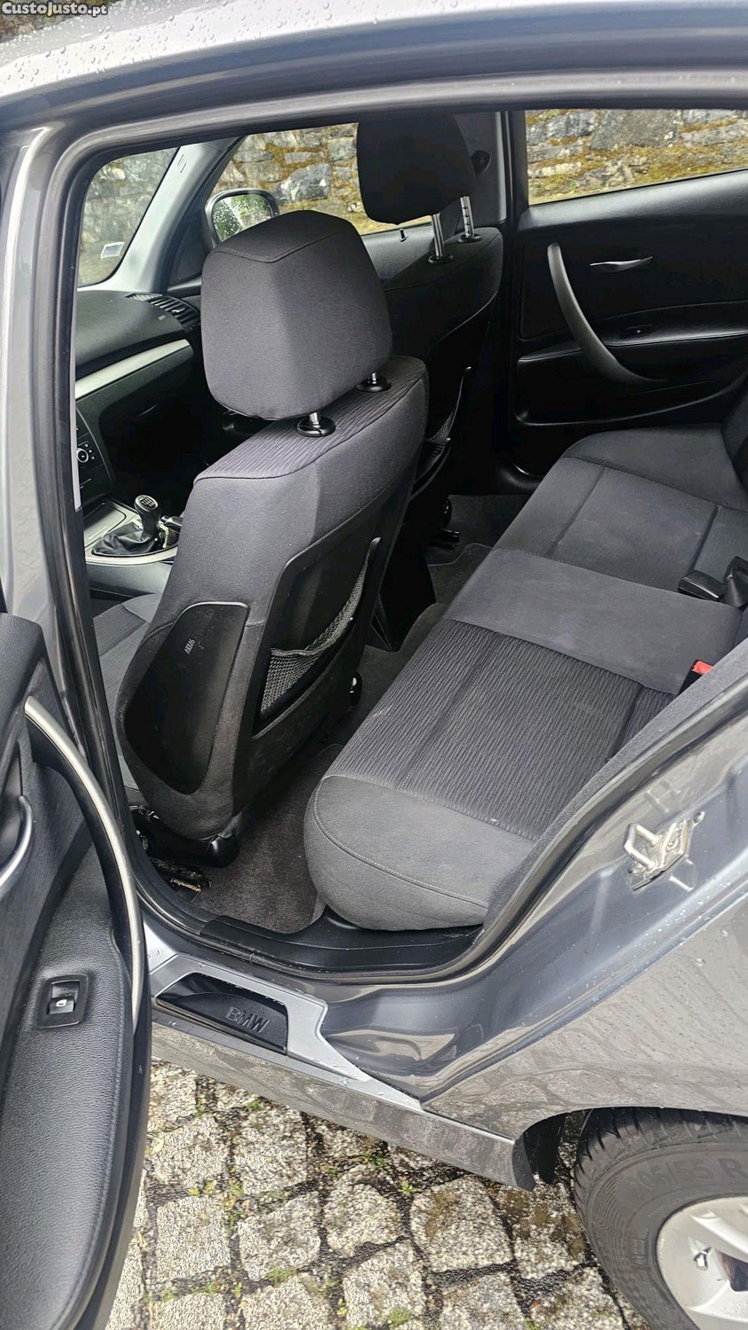 BMW 118 D 2.0 TB — fotografia 4