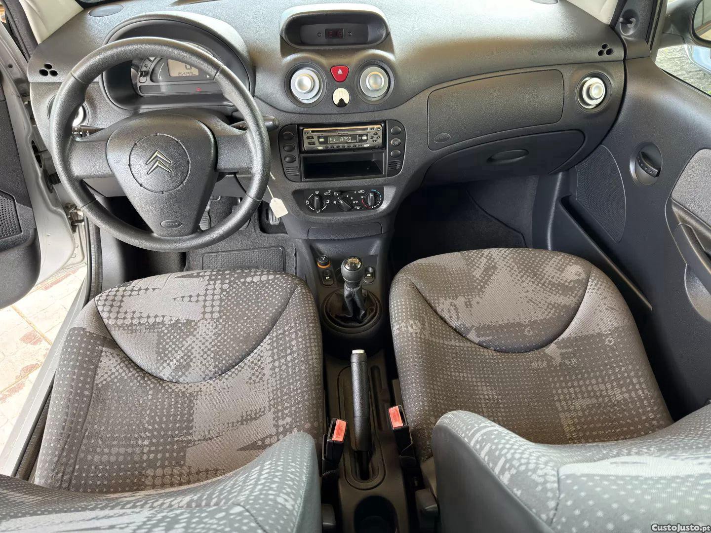 Citroën C2 1.1 — fotografia 2