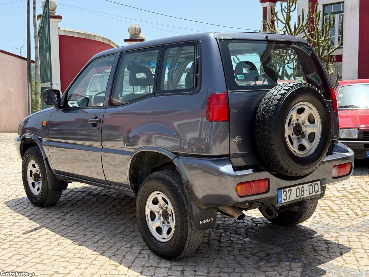 Nissan Terrano II — fotografia 17