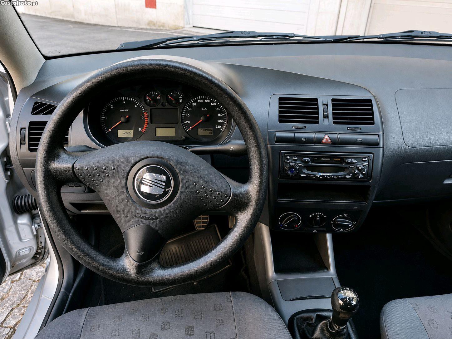 SEAT Ibiza 1.9Sdi (5Lugares) — fotografia 4